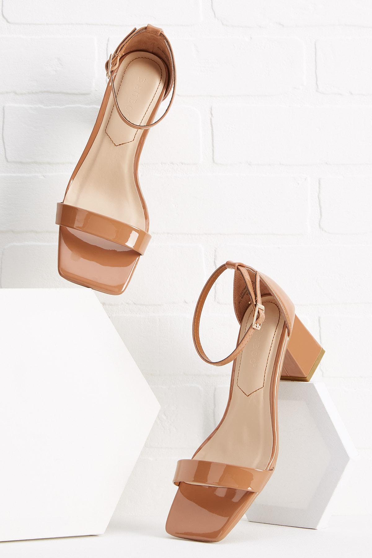 Versona caramel drizzle sandals