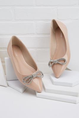 on point flats