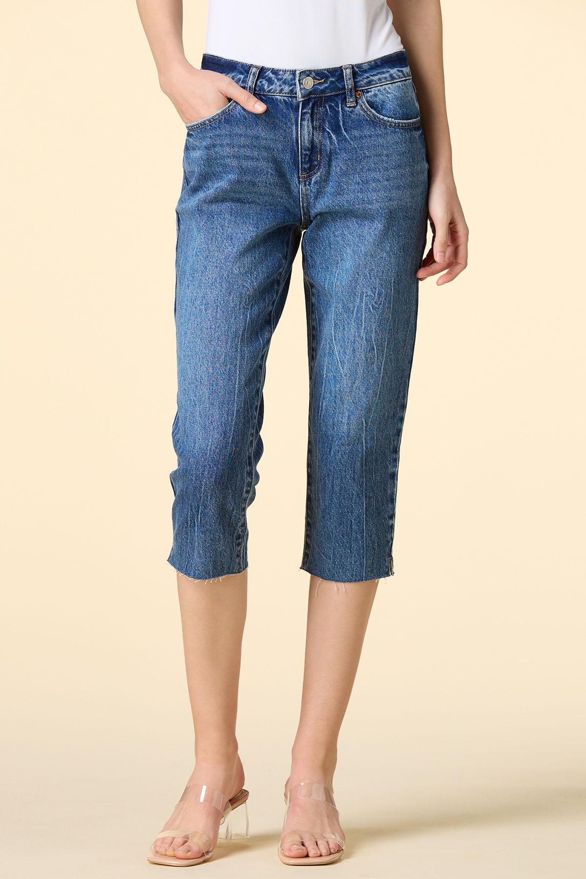 Versona | coastal casual capri jeans