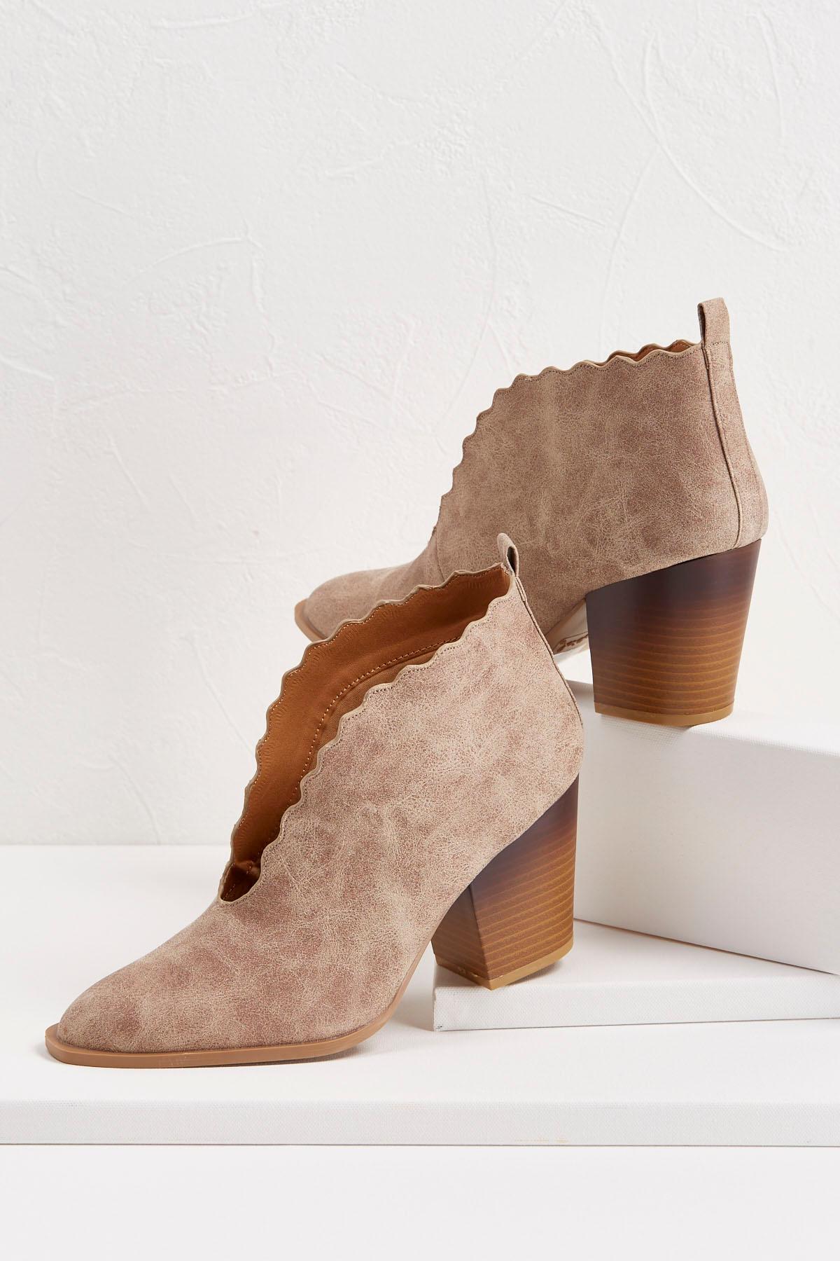 Scalloped Western Shooties