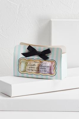 vanilla macaroon bath fizzers