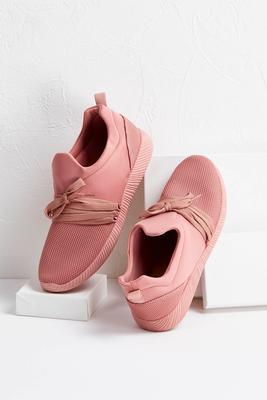 lace up sneakers