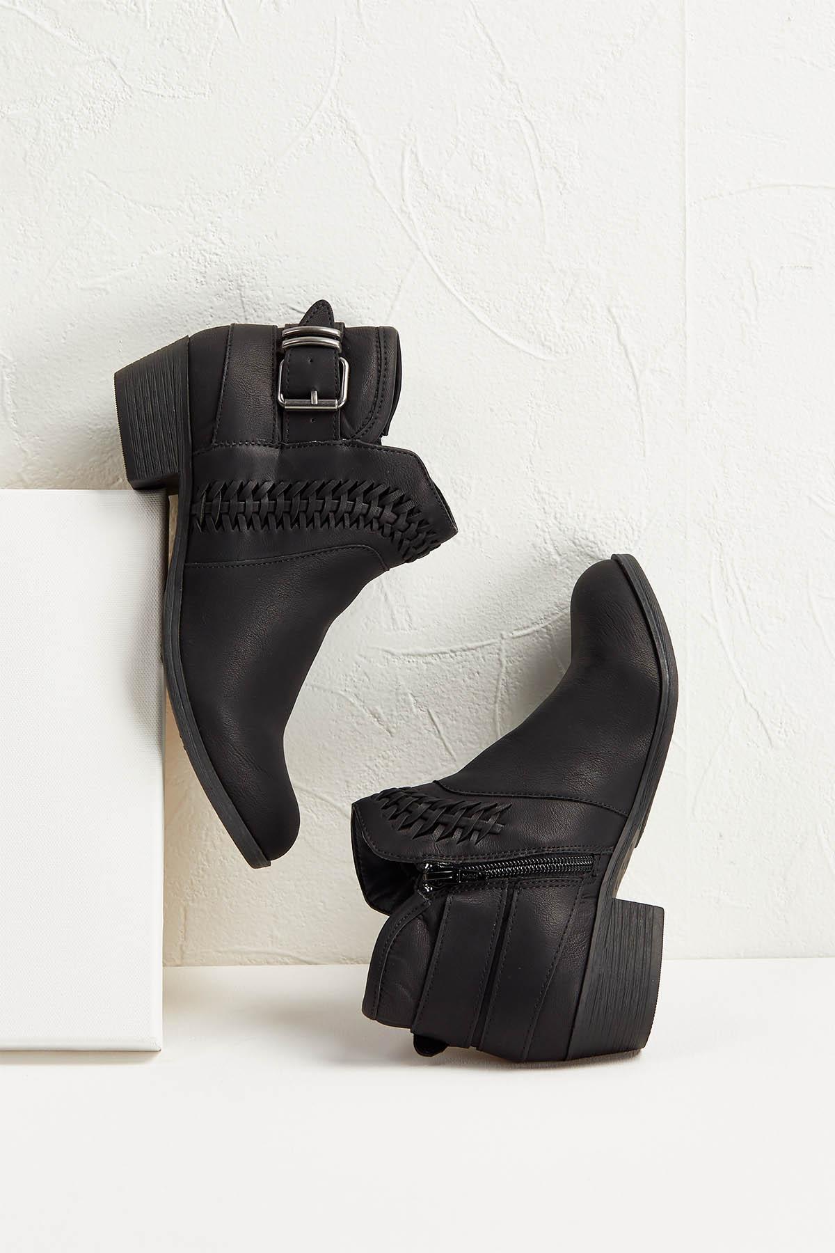 Braided Buckle Back Shooties