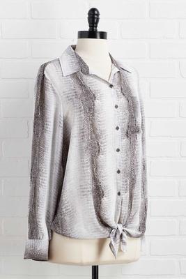 womens boutique shirts