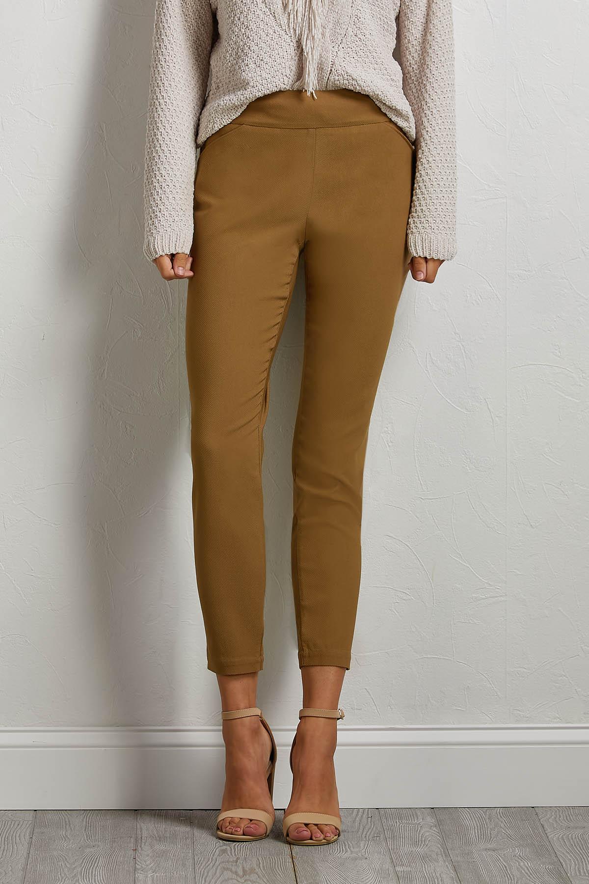 styling complements ribbed pants