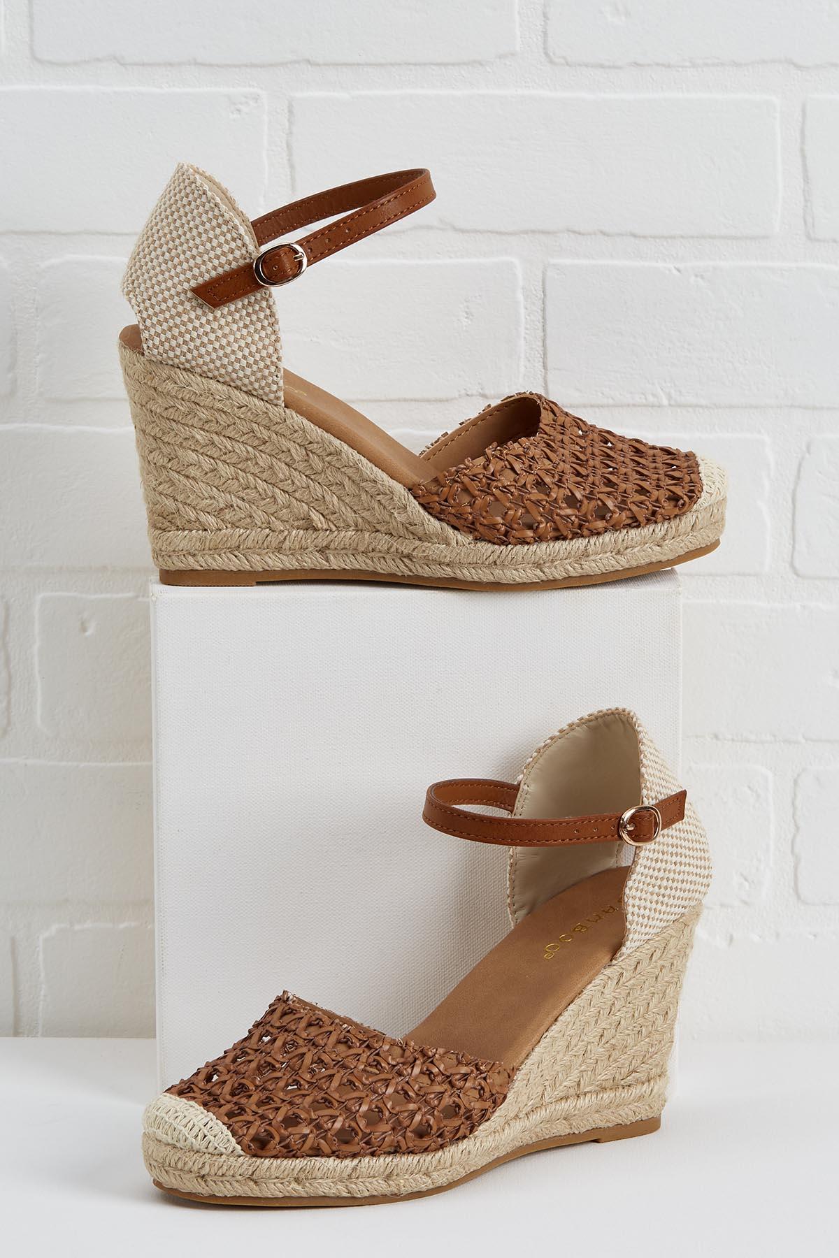 earth wedge sandals