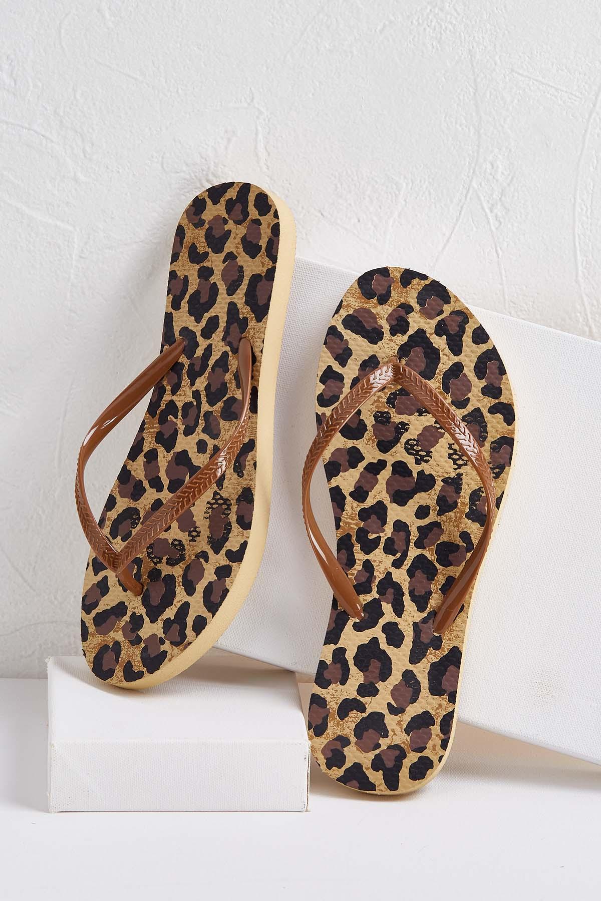 Versona | leopard flip-flops