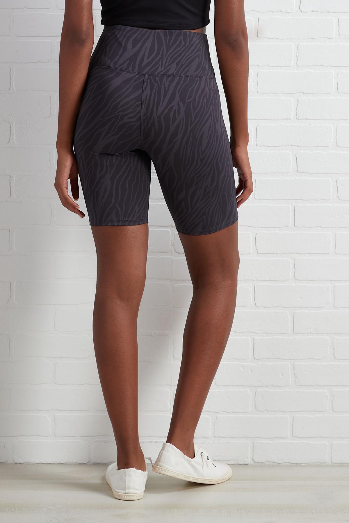 Versona like a tiger shorts