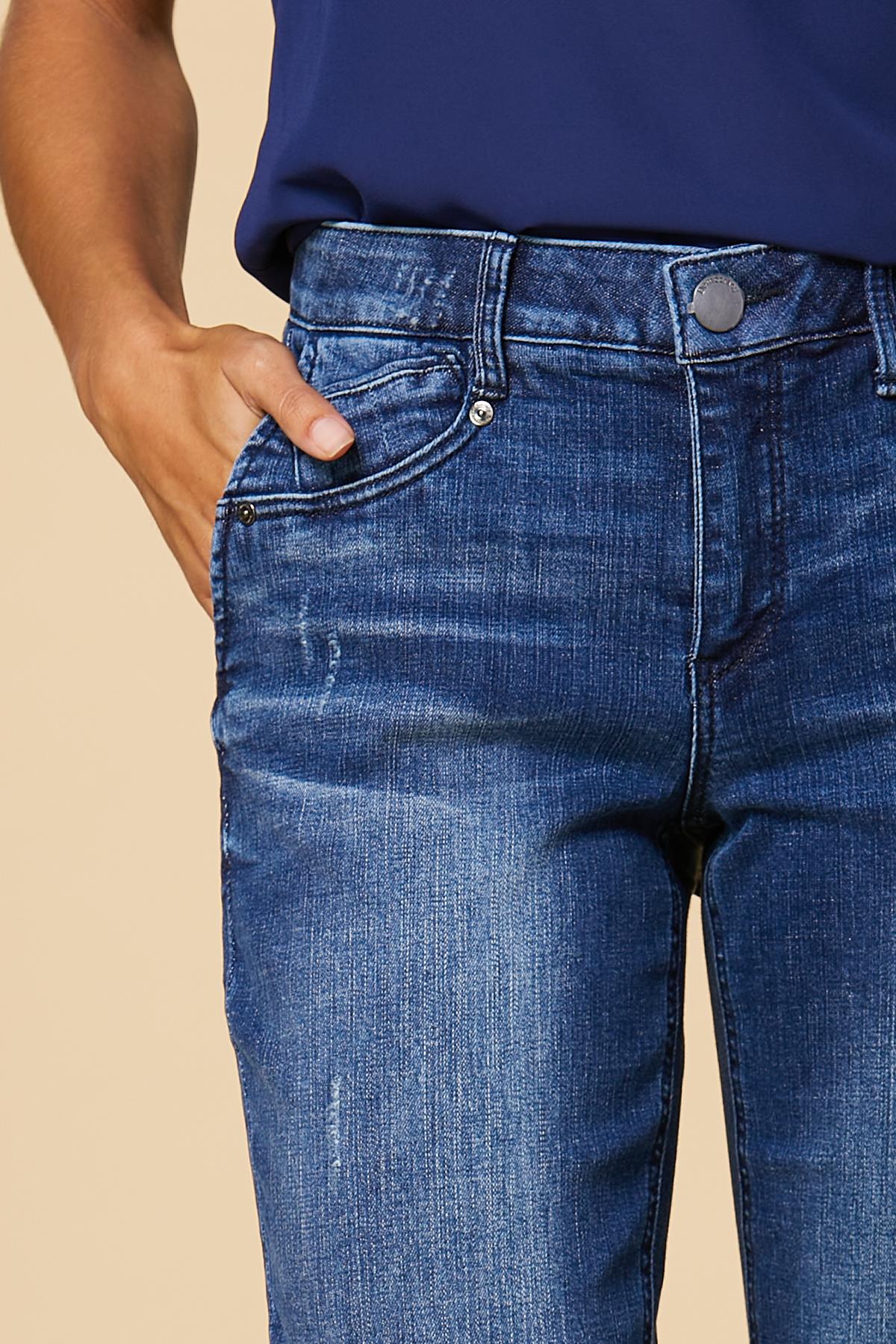 Versona your best girlfriend jeans