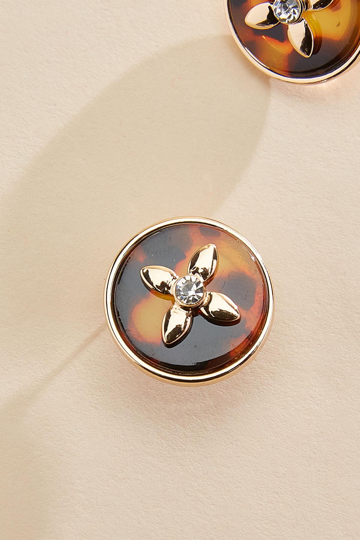 Versona tortoise shell stud earrings