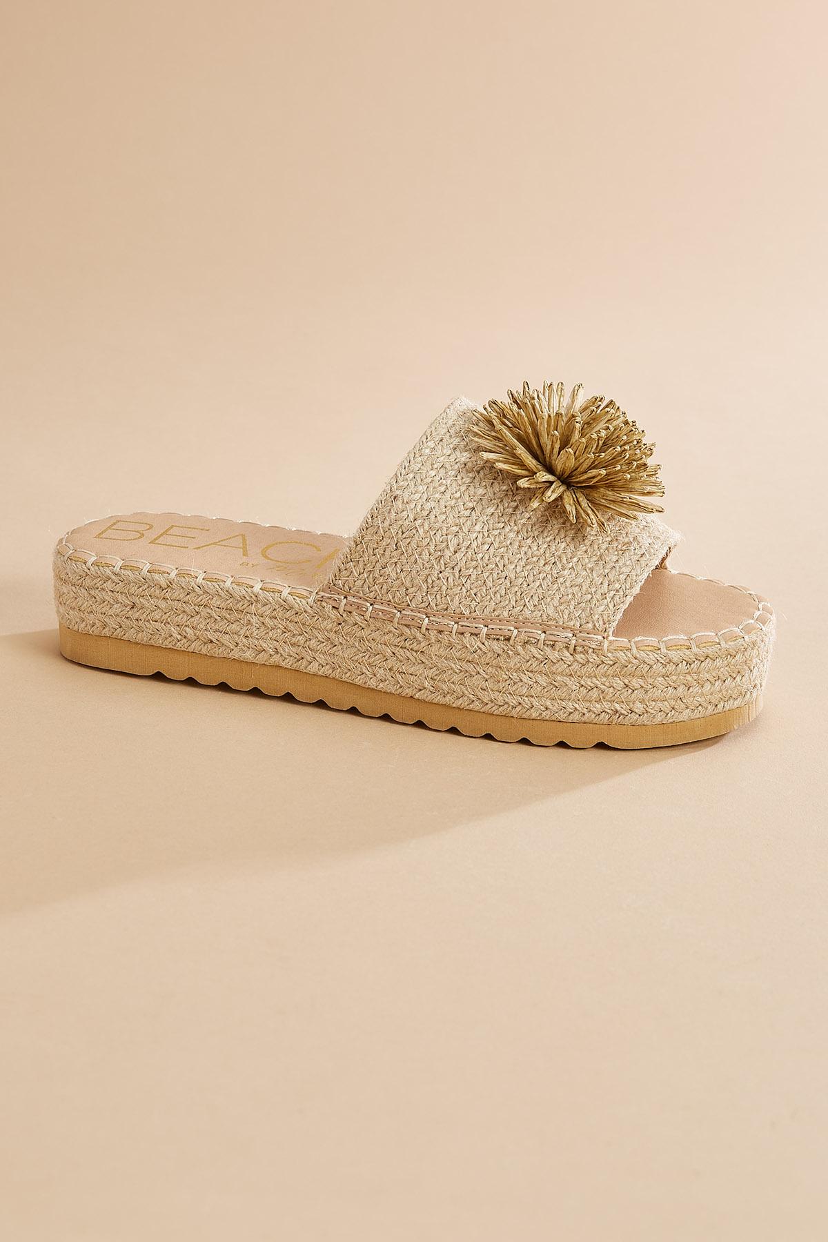 Versona | platform raffia flower sandals