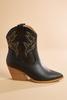  Contrast Stitching Cowgirl Boots